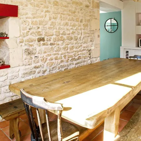 Nyaraló Amazing In With 5 Bedrooms, Wifi And Outdoor Swimming Pool *